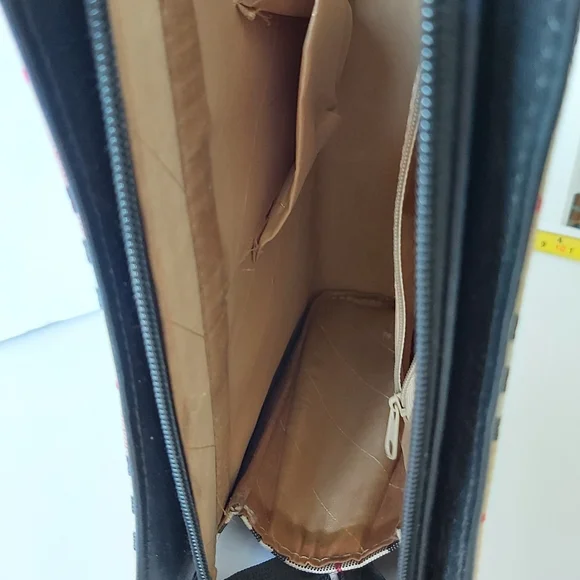 Hand bag - Picture 10 of 16